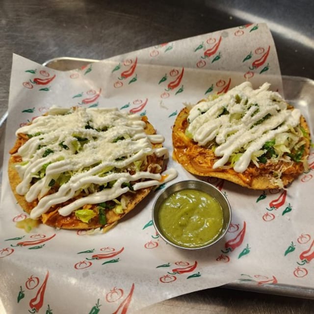 Tostadas Tinga.
